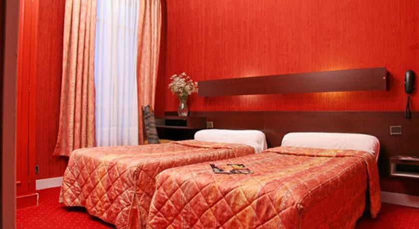 Camelia International Hotel Paris Exterior photo